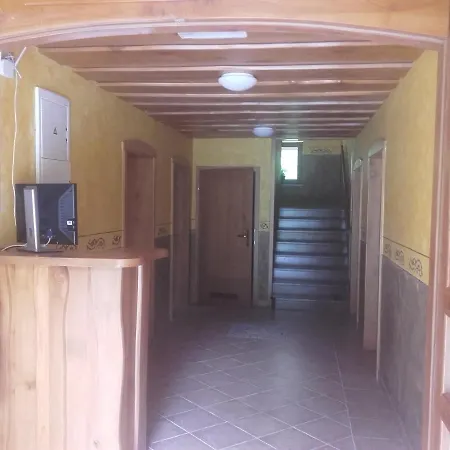 Simnovi Apartmaji - Surrounded By Nature *