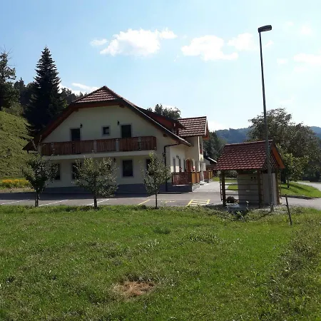 Appartement Simnovi Apartmaji - Surrounded By Nature