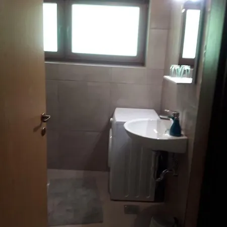 Simnovi Apartmaji - Surrounded By Nature *