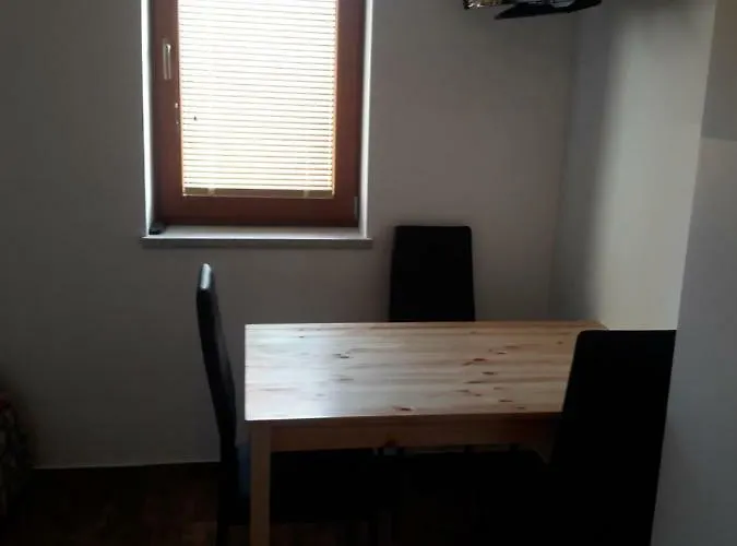 Simnovi Apartmaji - Surrounded By Nature Appartamento